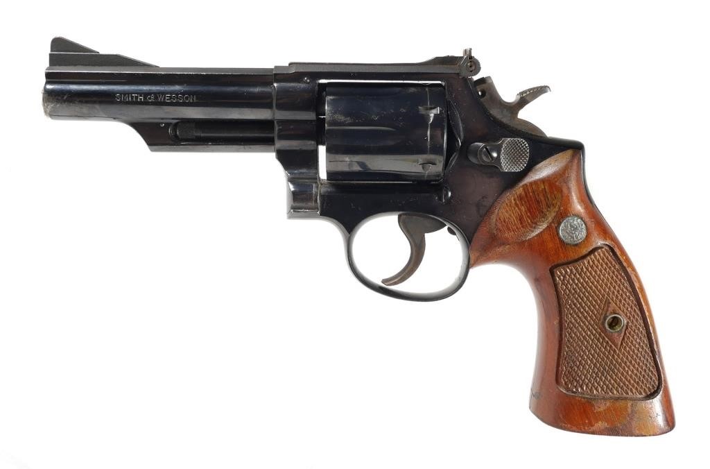 FIREARM: SMITH & WESSON MODEL 19-2S&W