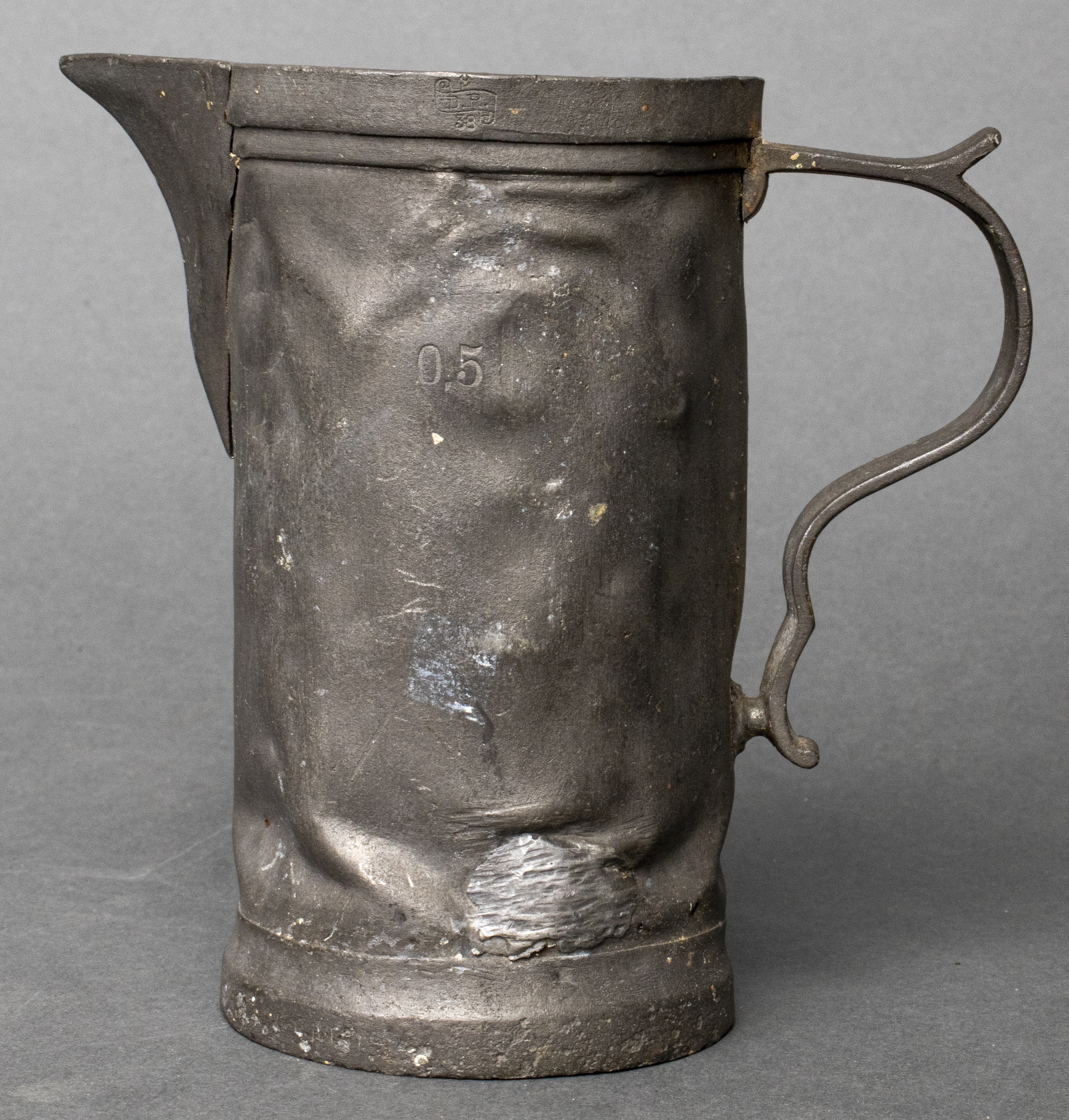 18TH CENTURY GERMAN PEWTER PITCHER Small