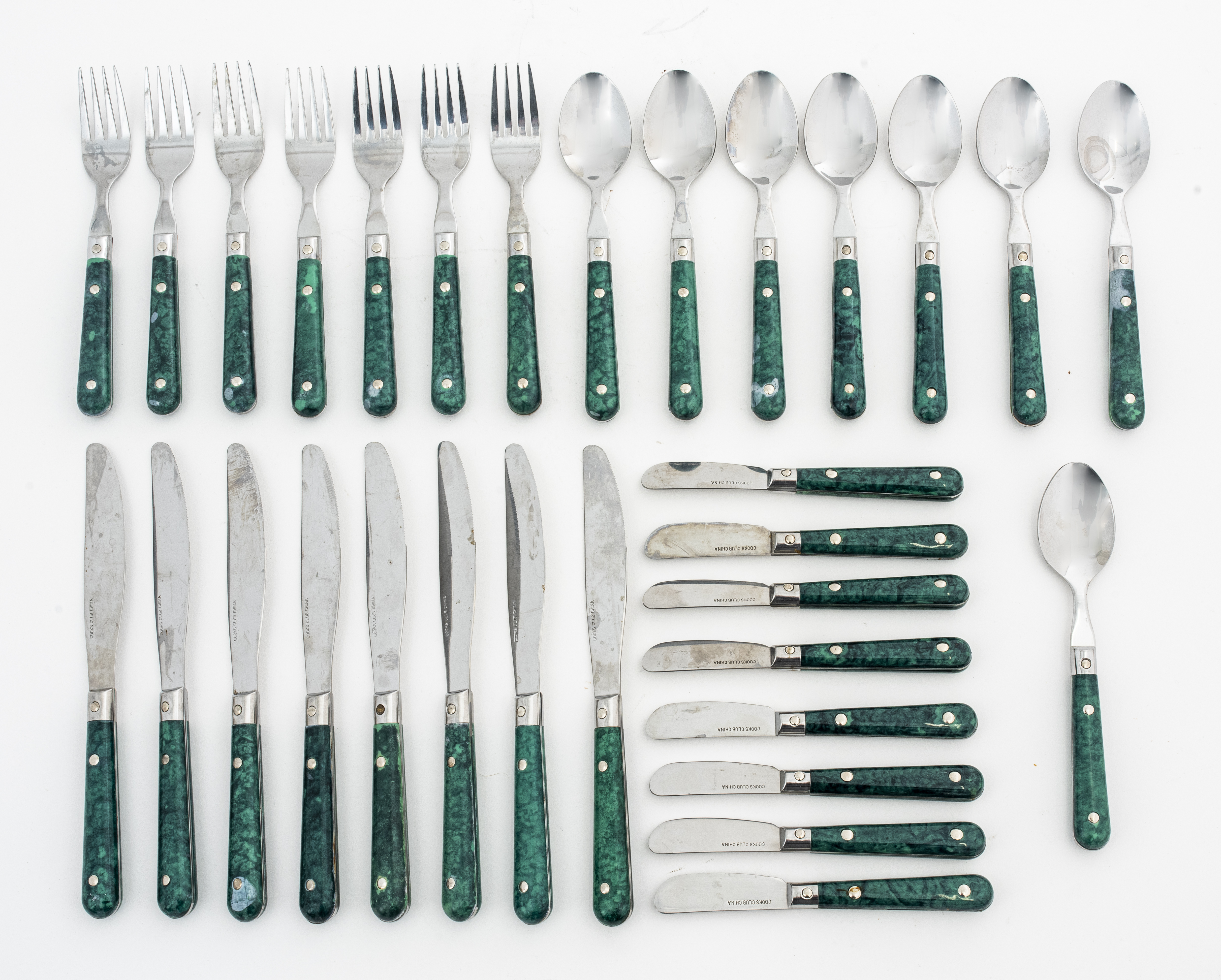 COOK'S CLUB GREEN FLATWARE SET,