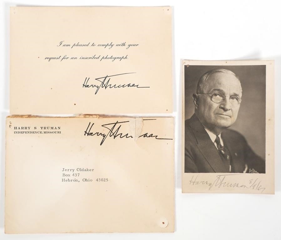 HARRY TRUMAN SIGNED PHOTOGRAPHSigned