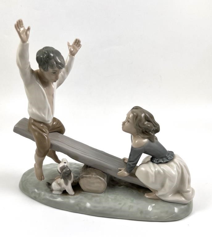 LLADRO 4867 SEESAW PORCELAIN FIGURINERetired 3641a9