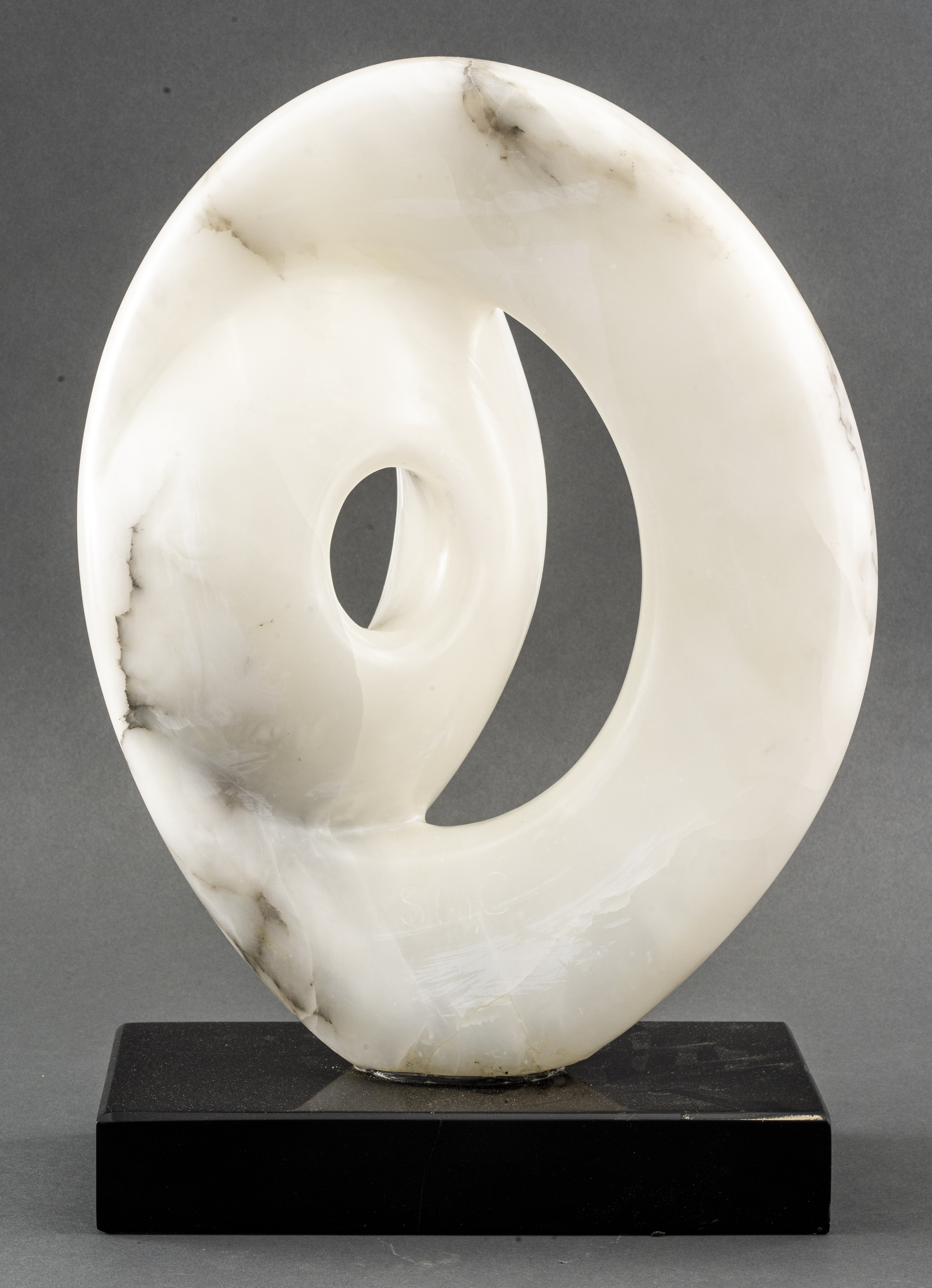 MODERN ABSTRACT CARVED MARBLE SCULPTURE 3641b1