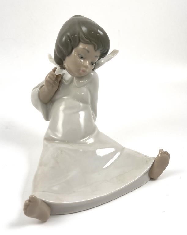 LLADRO 4962 ANGEL WONDERING PORCELAIN 3641d7