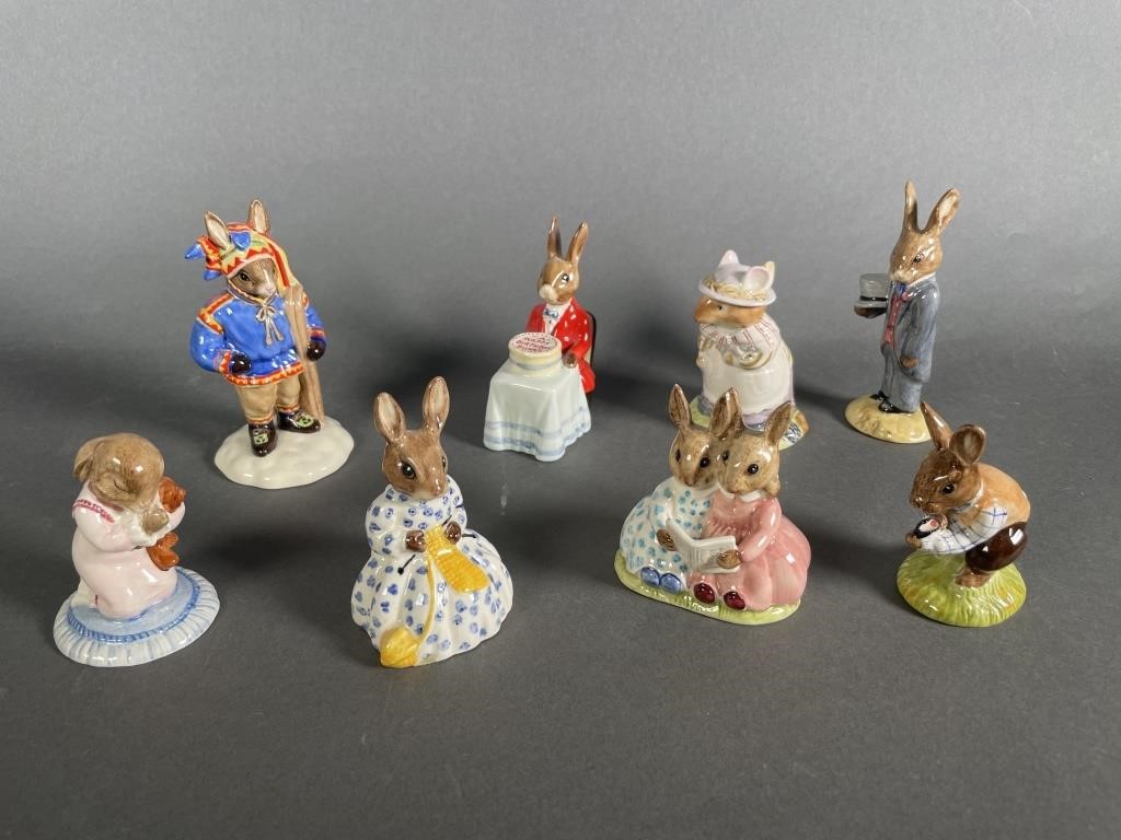 8 FIGURINES ROYAL DOULTON AND ROYAL 364208