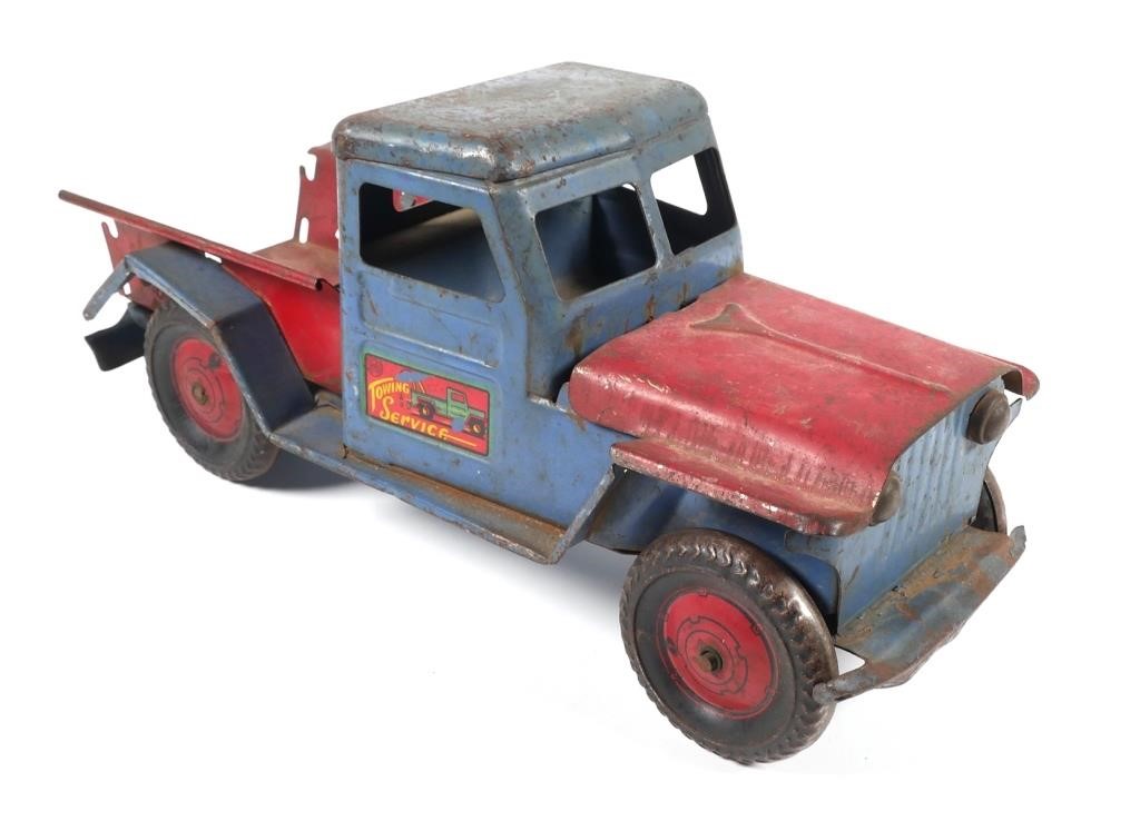MARX TOWING SERVICE JEEP TOW WRECK TRUCKVintage