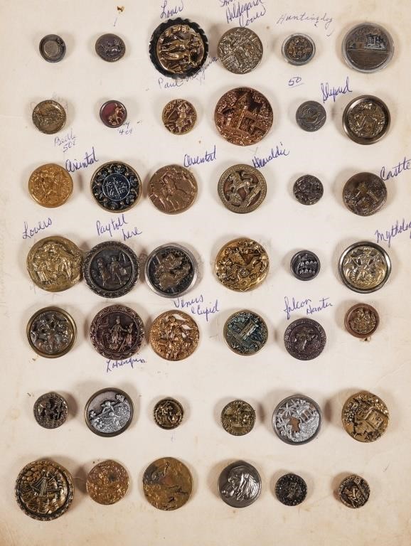 COLLECTION OF ANTIQUE METAL BUTTONSCollection