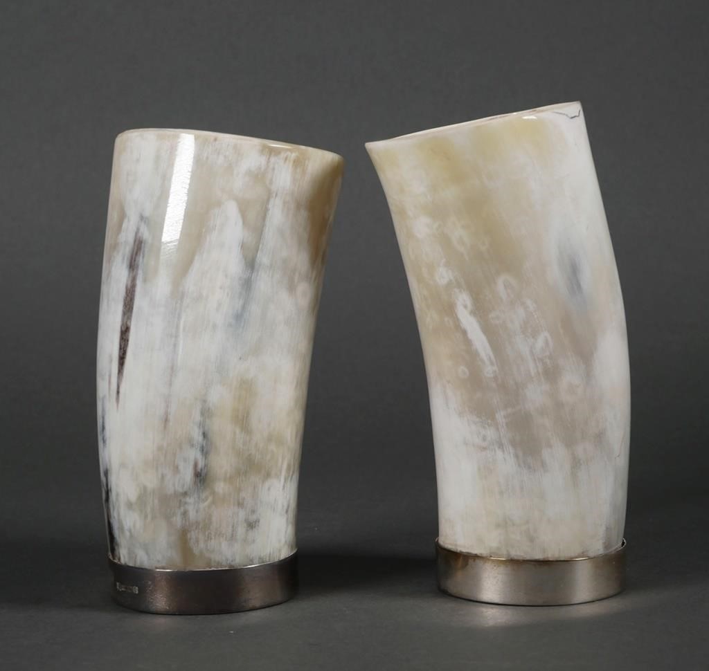 PAIR OF STERLING AND HORN DRINKING 3646f5
