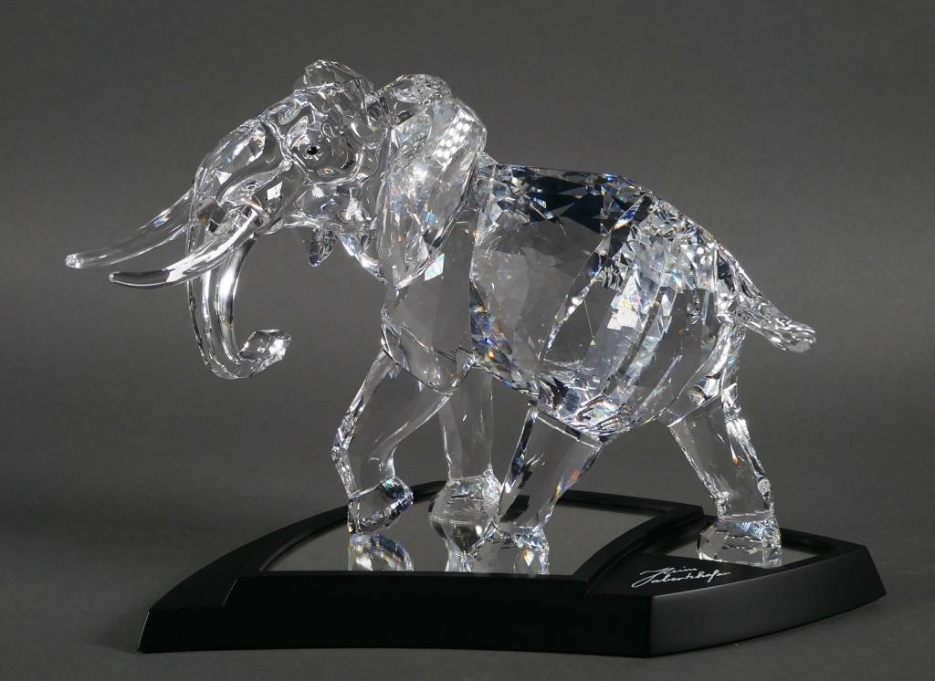 LARGE SWAROVSKI CRYSTAL ELEPHANT