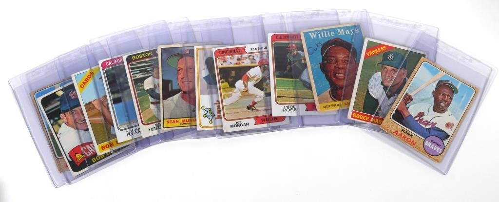 12 VINTAGE BASEBALL CARDS MARIS