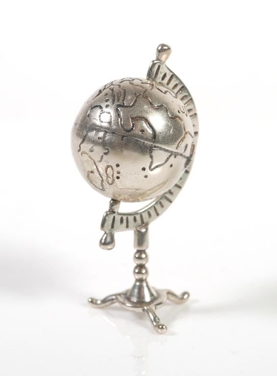 800 SILVER MINIATURE WORLD GLOBE 364e13