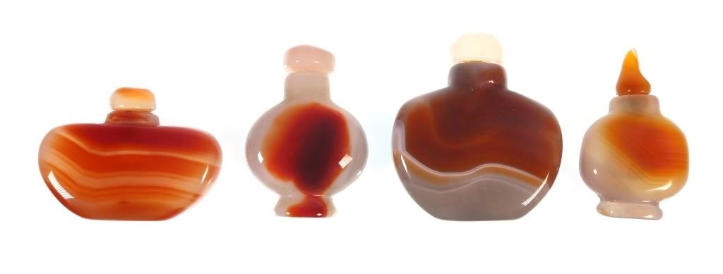 CHINESE AGATE SNUFF BOTTLES (4)These