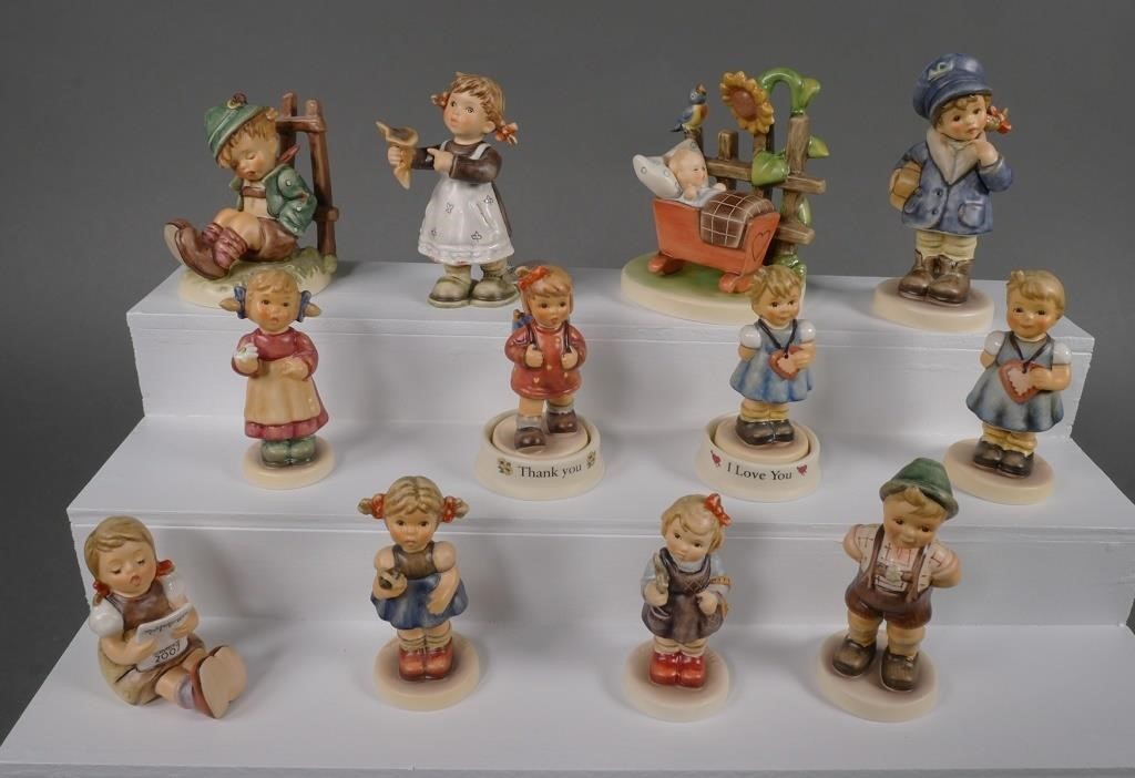  12 HUMMEL FIGURINES TMK8Collection 364f69