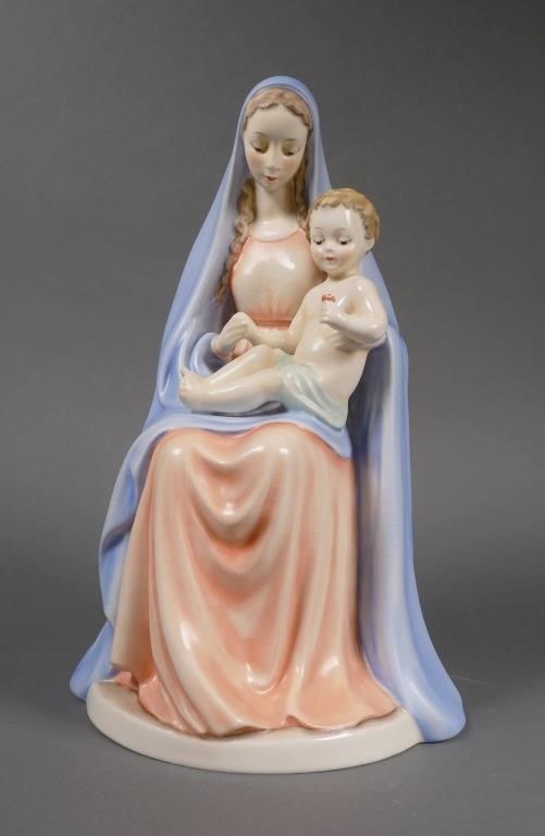 LARGE HUMMEL MADONNA HOLDING CHILD