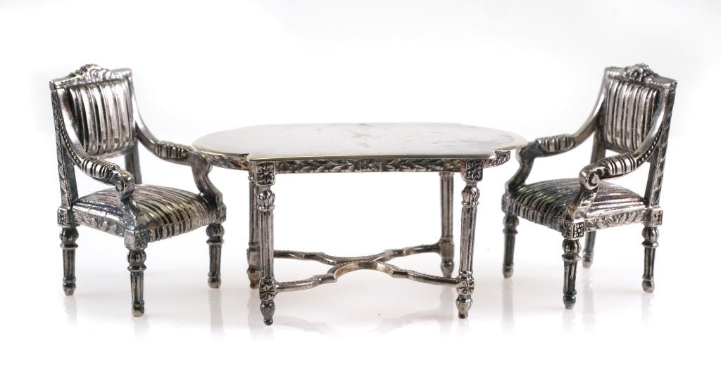 IBB STERLING SILVER MINIATURE TABLE 365123