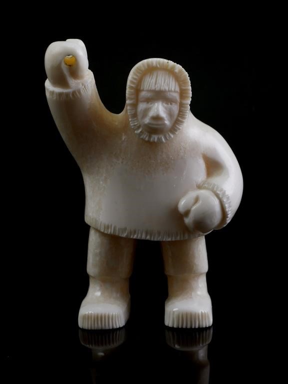 IVORY CARVING ESKIMO HUNTER WITH SPEARIvory