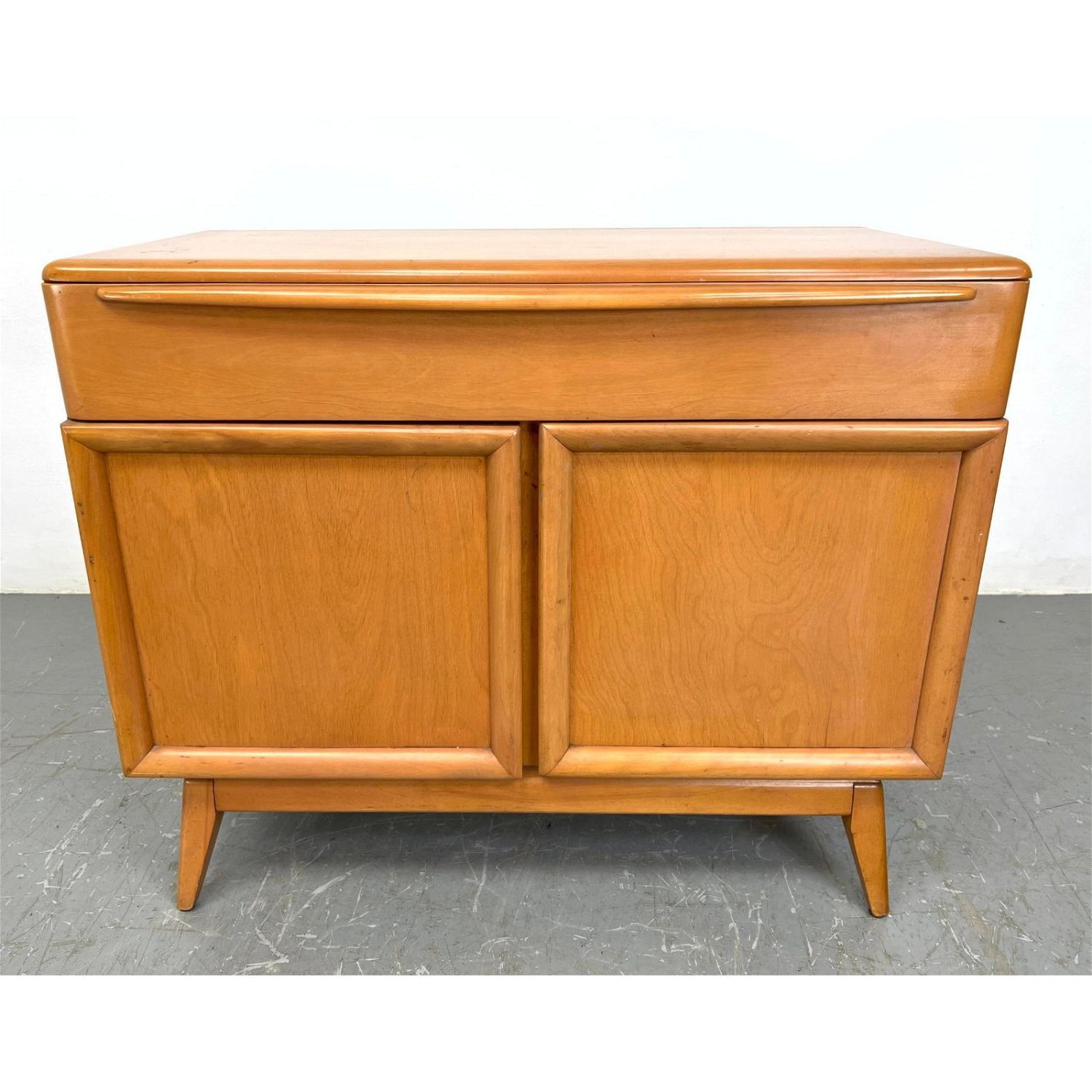 HEYWOOD WAKEFIELD Blond Modernist Server