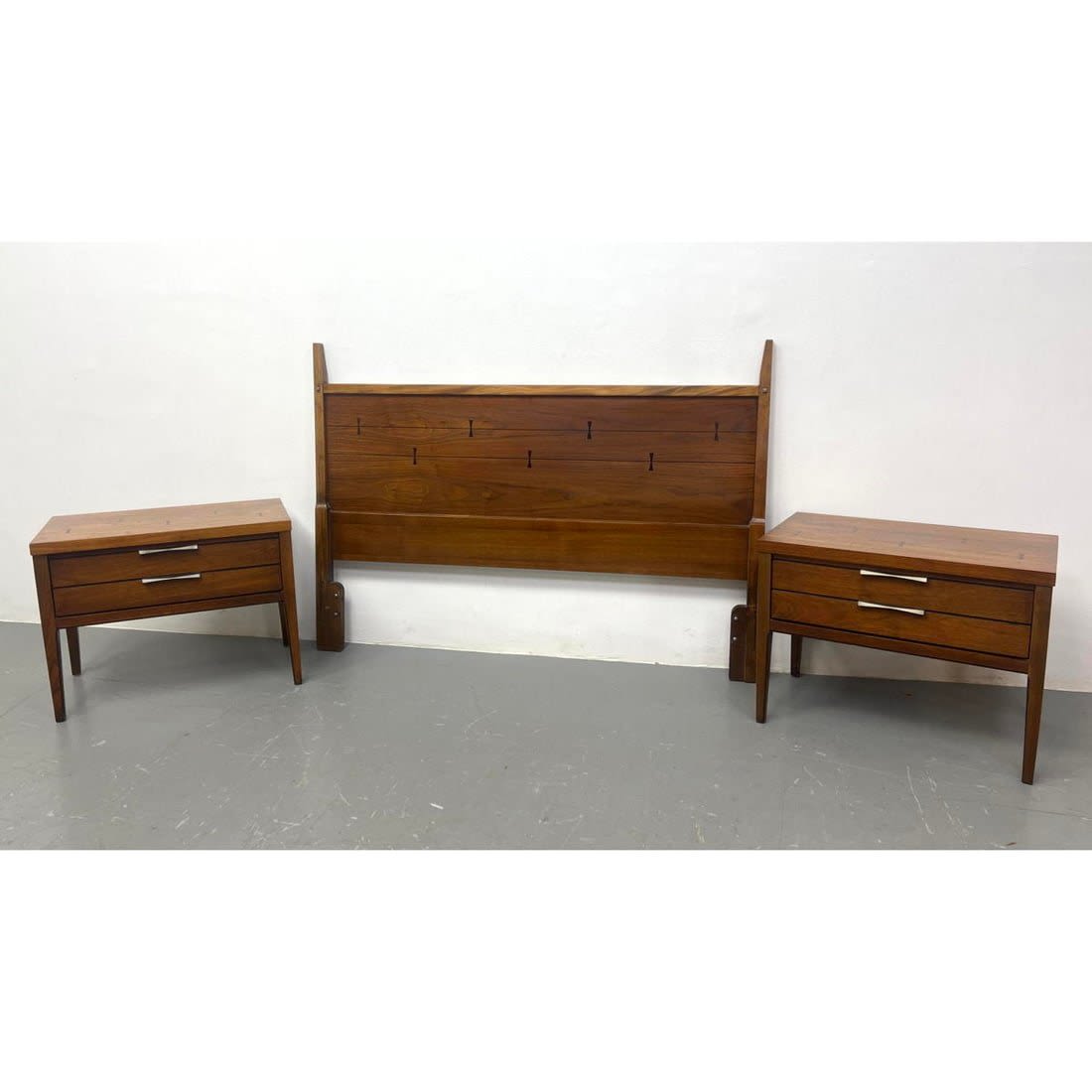 3pcs LANE Tuxedo Bedroom Furniture.