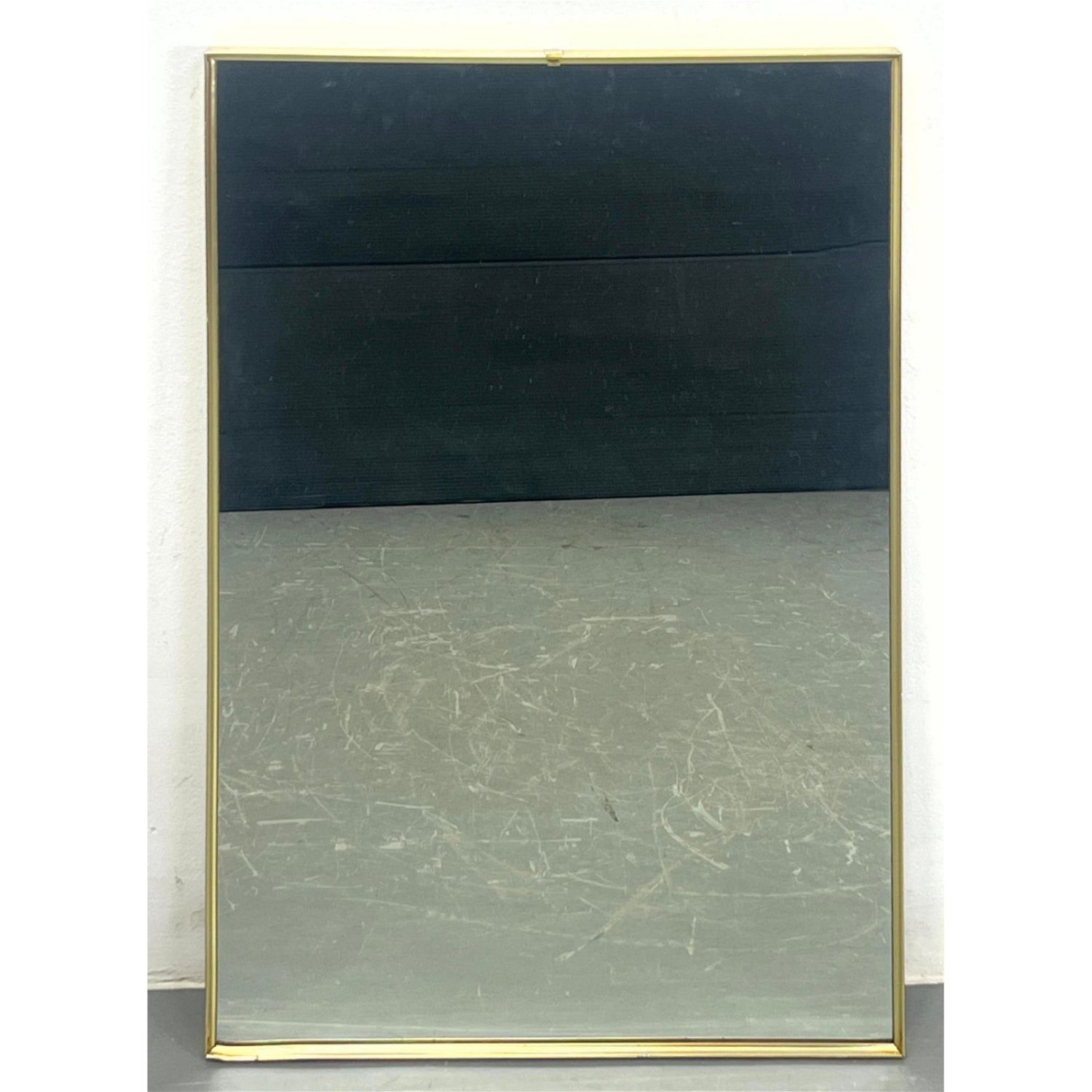 Wall Mirror with thin gold Aluminum