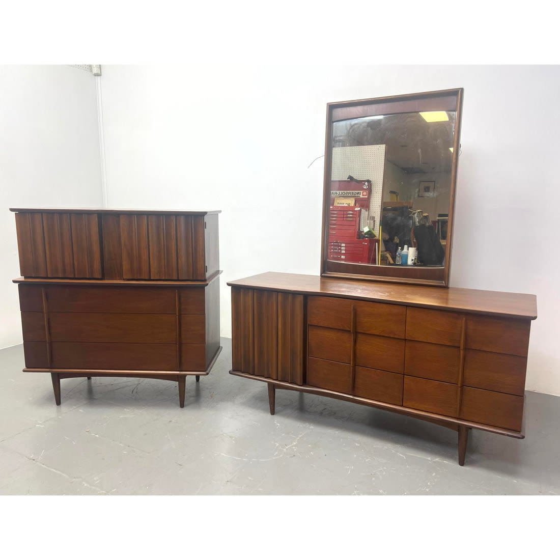 3pc American Modern Walnut Bedroom 362d60