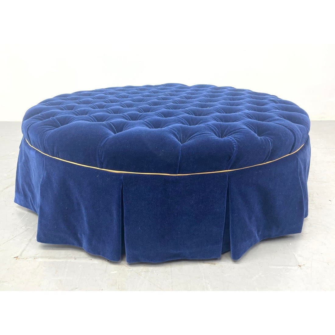 Oversized Bright Blue Upholstered 362e56