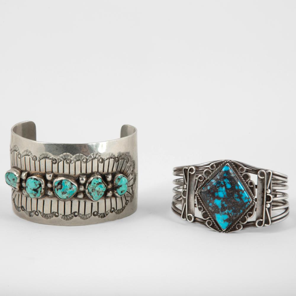 PAIR OF SILVER AND TURQUOISE CUFFS 362f15