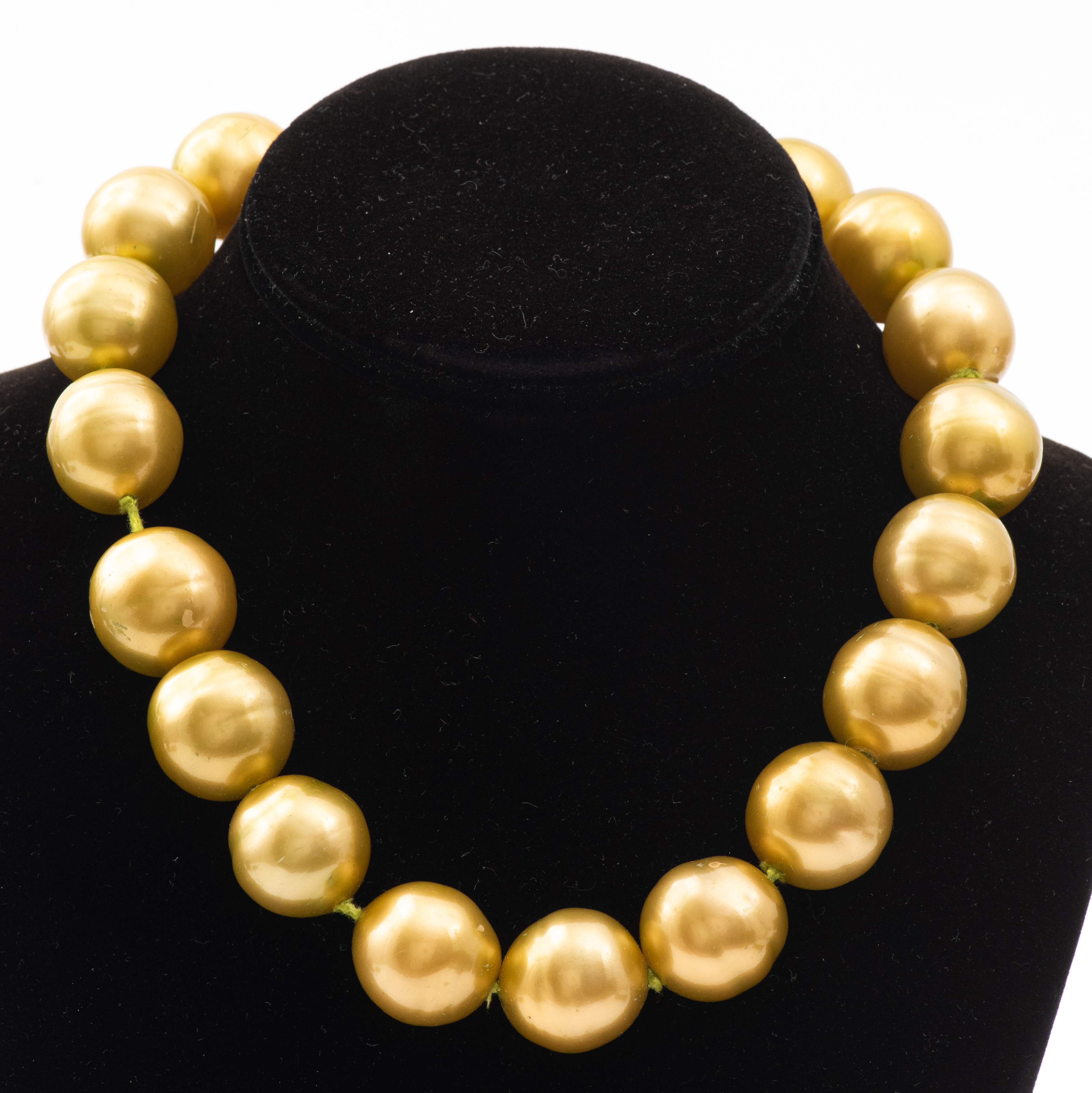 CHANEL GOLD TONE FAUX PEARL CHOKER 36344b