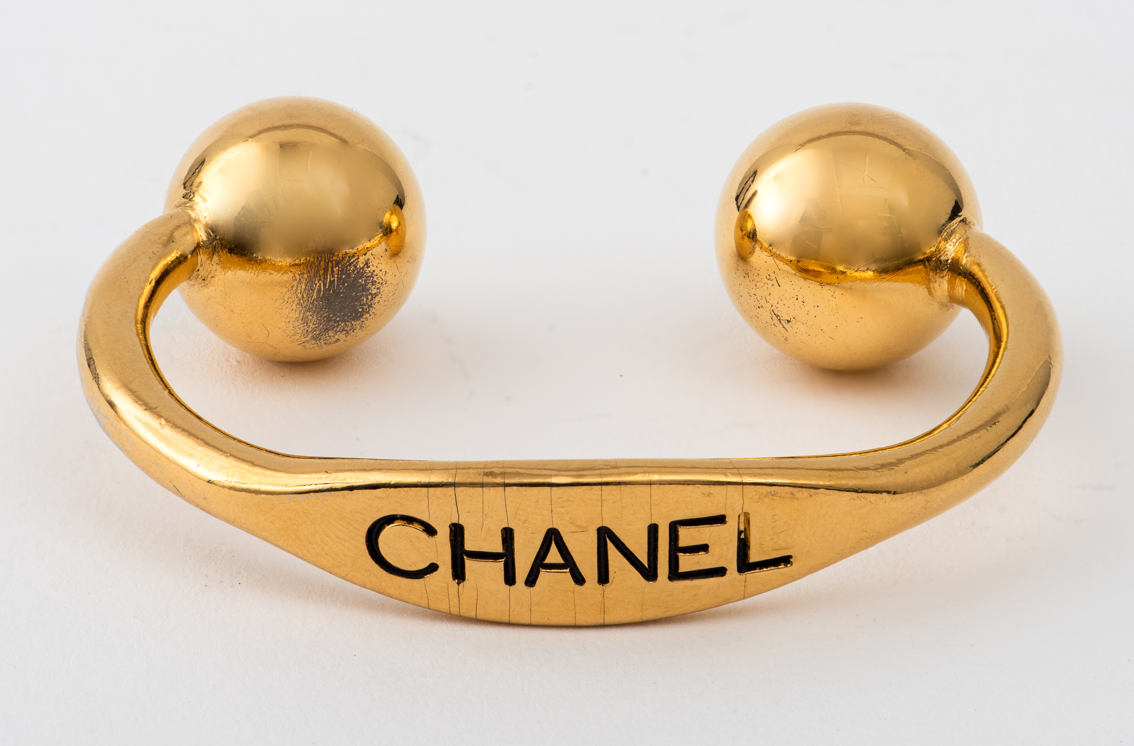 CHANEL GOLD TONE METAL BANGLE Vintage