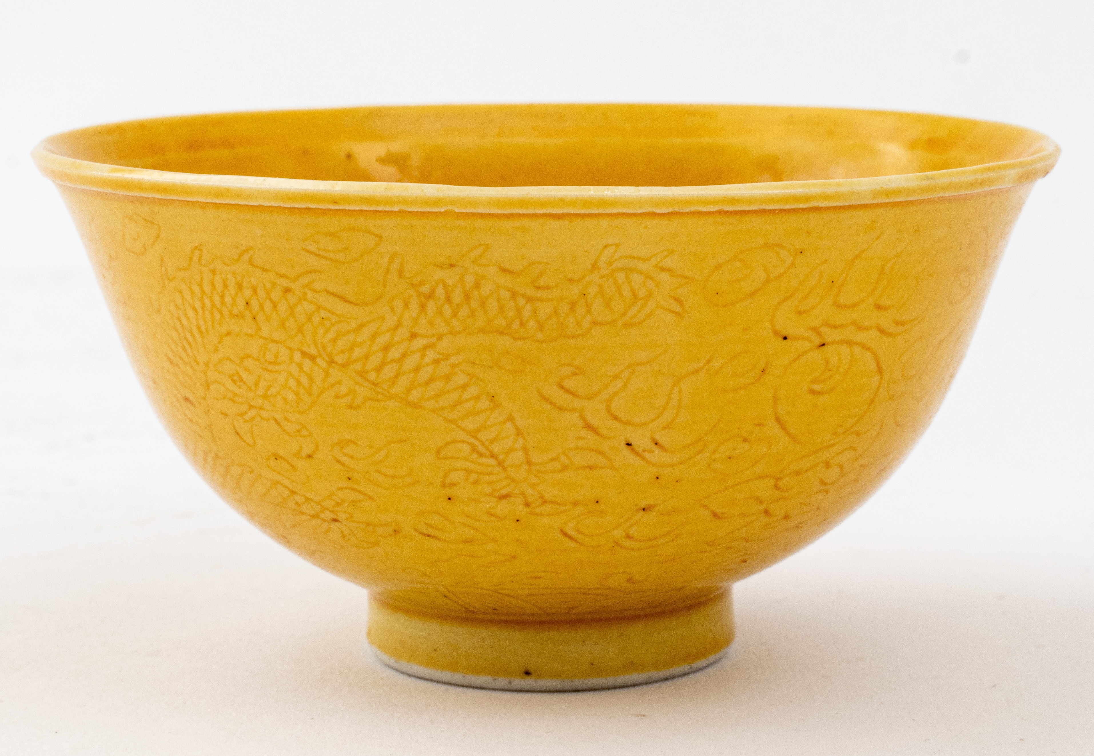 CHINESE PORCELAIN YELLOW DRAGON 36359c