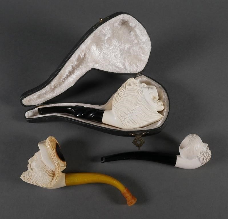 MEERSCHAUM PIPE 3PCSThree meerschaum 363971