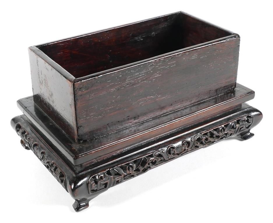 CHINESE WOOD PLANTERWood planter 3639ff