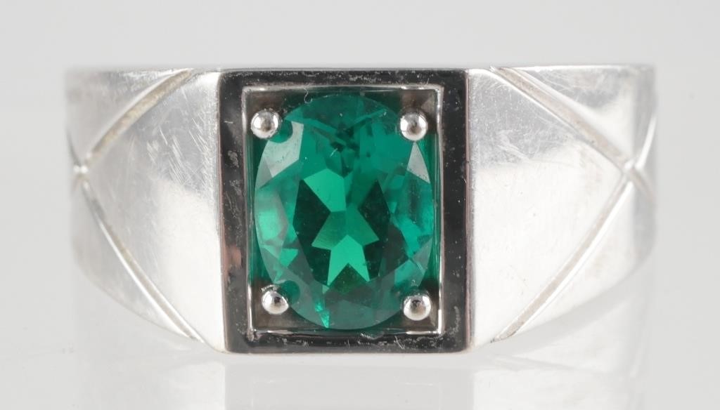 EMERALD 14K WHITE GOLD MEN'S RINGMid