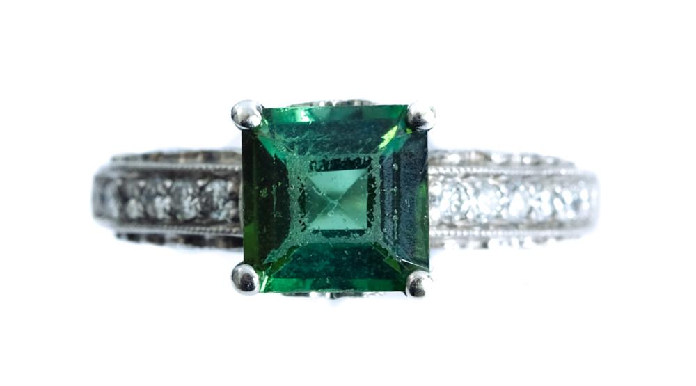 18K WHITE GOLD DIAMOND EMERALD 366261