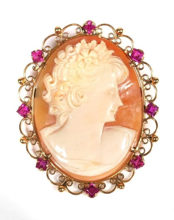 VICTORIAN CAMEO BROOCH WITH RUBY 36639a