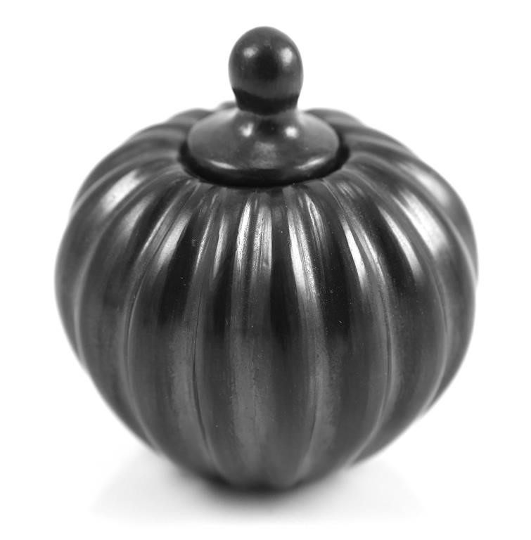 RUSSELL SANCHEZ BLACK POTTERY 366415