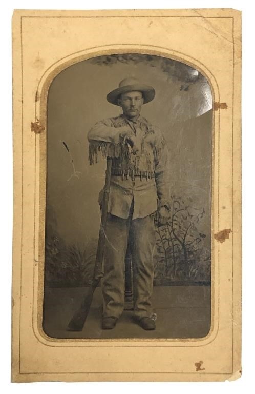 TINTYPE OF WESTERN FRONTIERSMAN