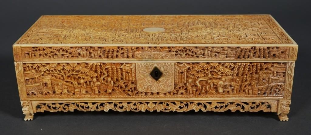 ANTIQUE CHINESE CARVED IVORY CASKETChinese