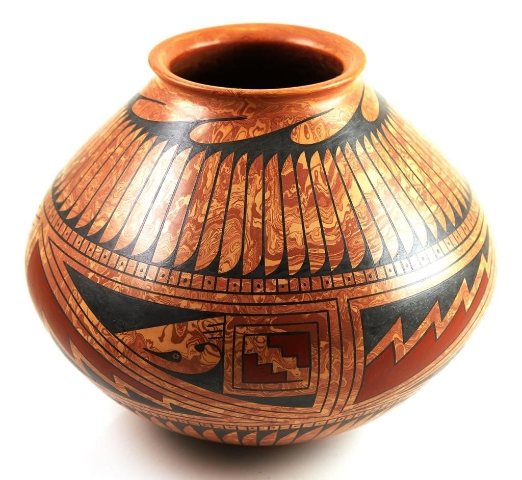 PILO MORA, NATIVE AMERICAN POTTERY VASEMata