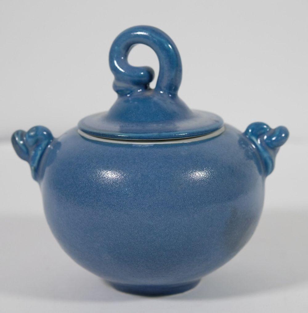 BLUE GLAZED HANDLED POTTERY BOWL 366588