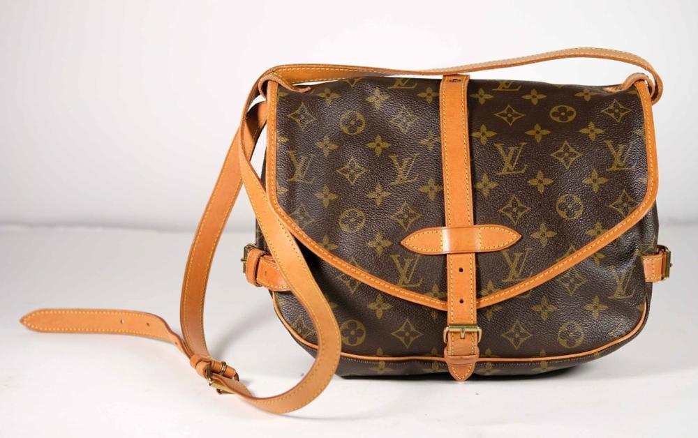 LOUIS VUITTON SAUMUR 30 MONOGRAM