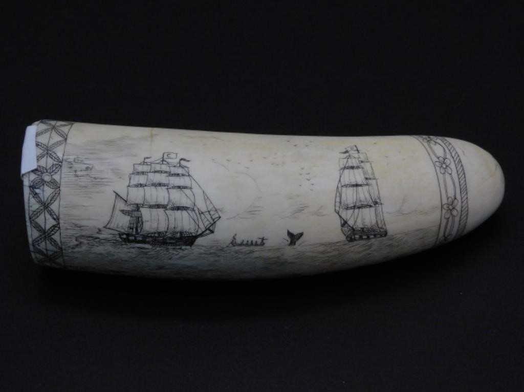 SCRIMSHAW WHALE S TOOTH 20TH C  366653