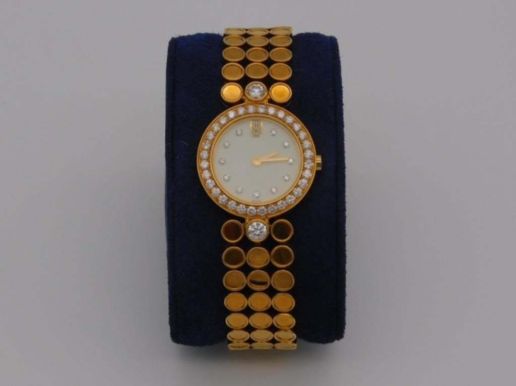 18KT HARRY WINSTON LADIES WATCH  36669d