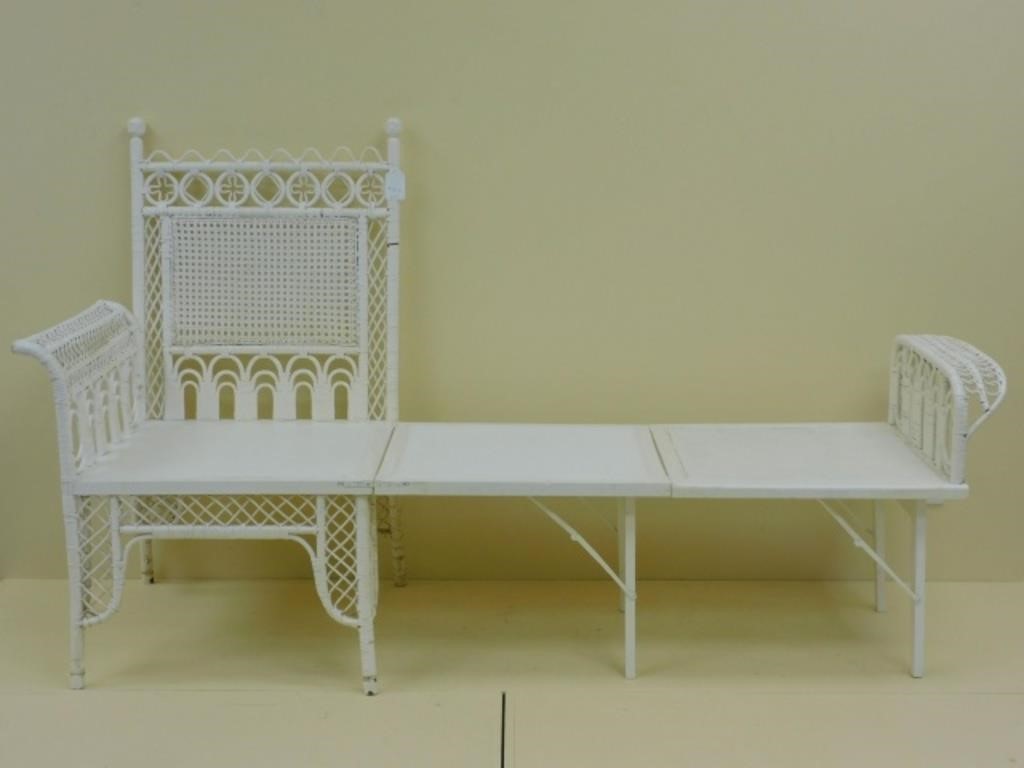 VICTORIAN WICKER FOLD OUT LOUNGE 36677b