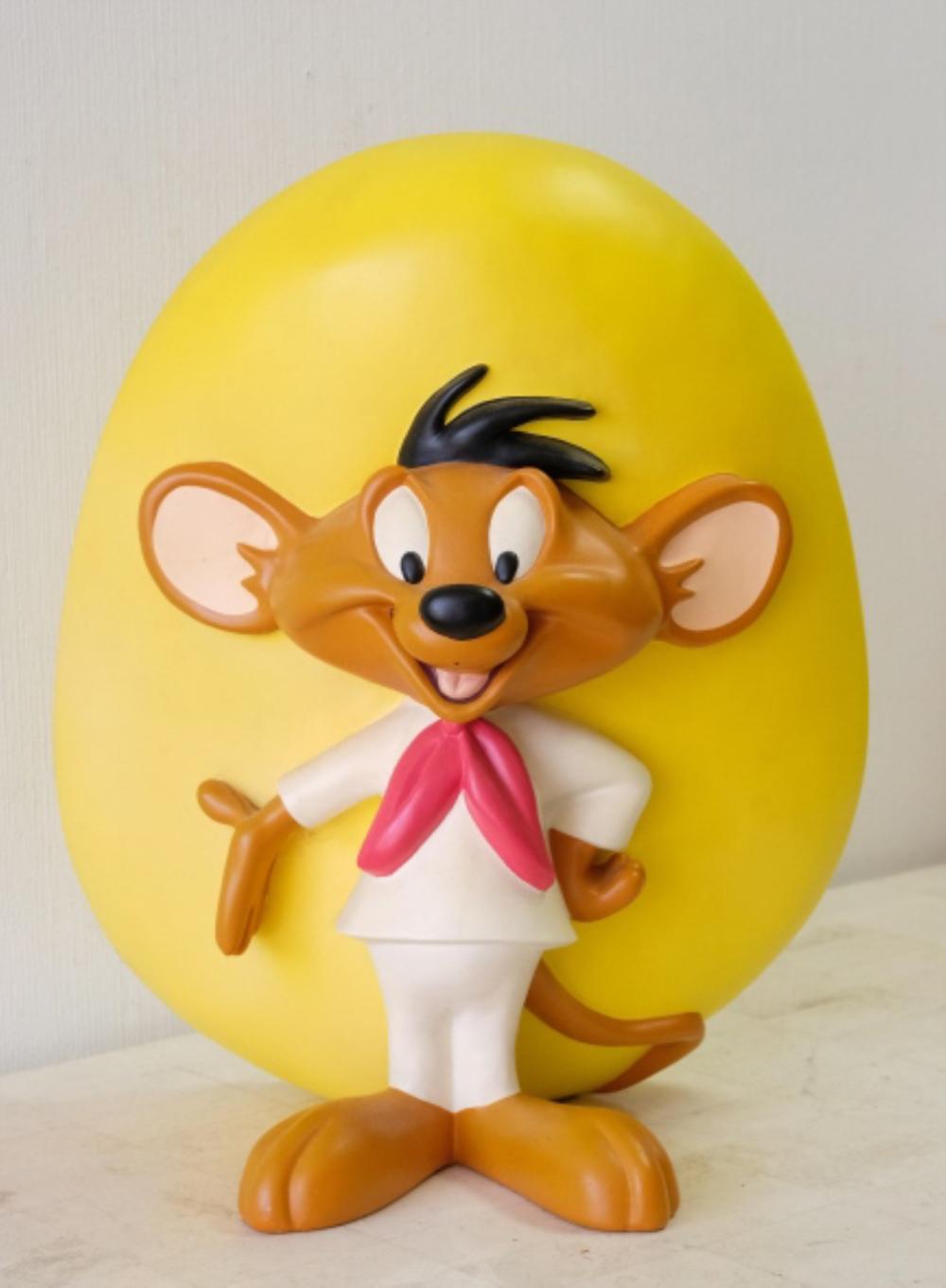 WARNER BROS. LOONEY TUNES BIG FIG