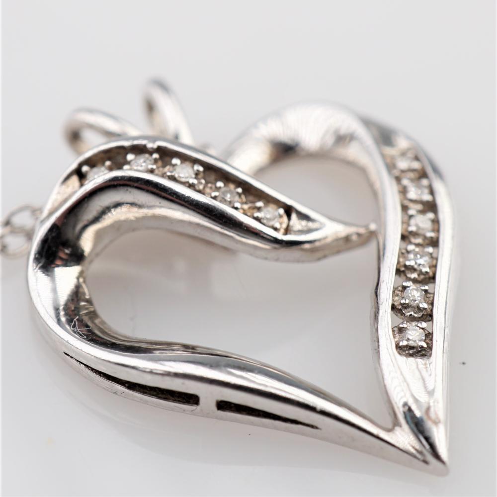 14K WG AND WHITE DIAMOND HEART 36688a