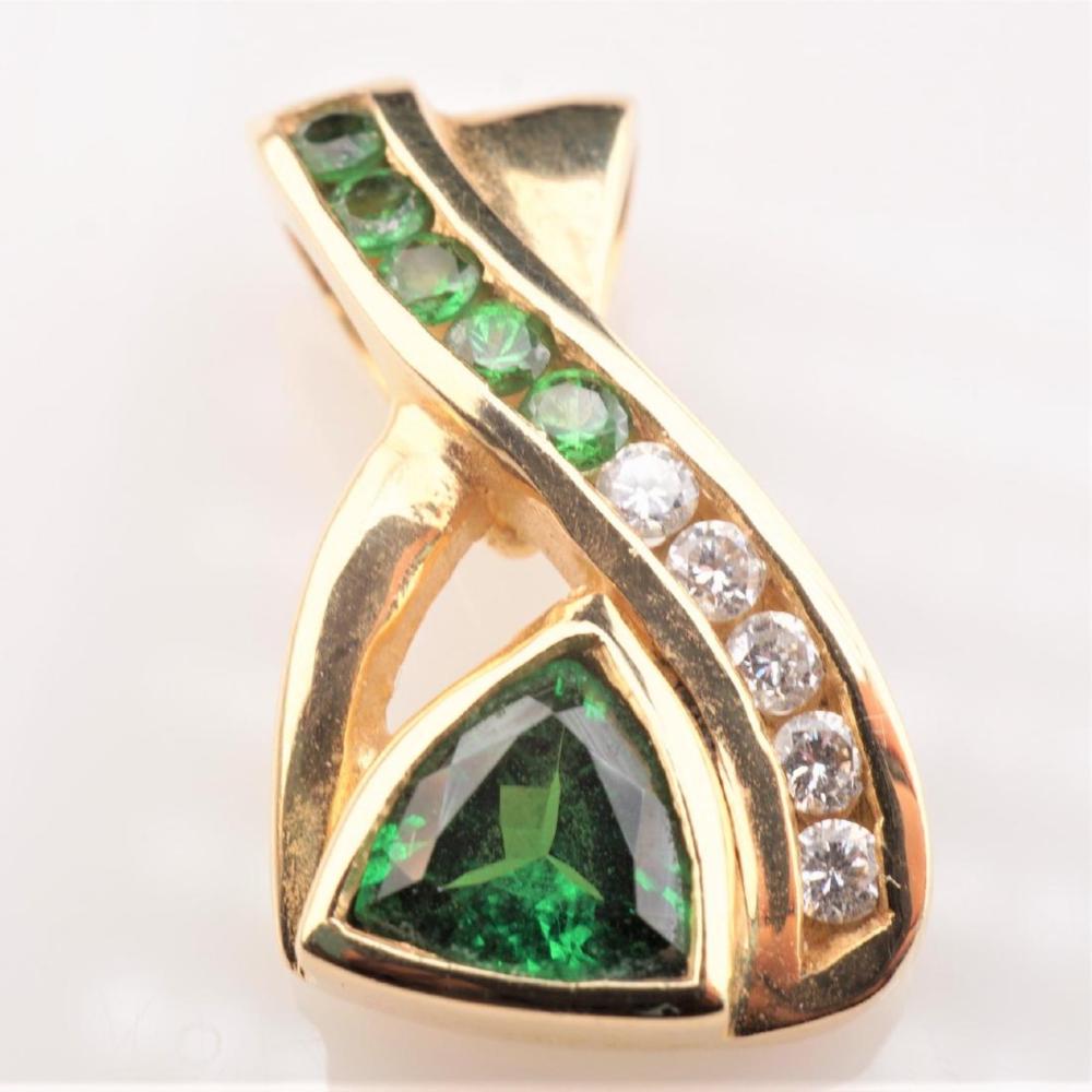 14K YG TRILLION CUT TSAVORITE GARNET