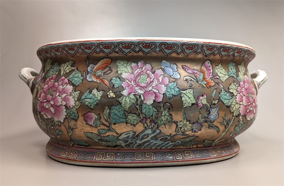 Large Chinese Rose Medallion enameled