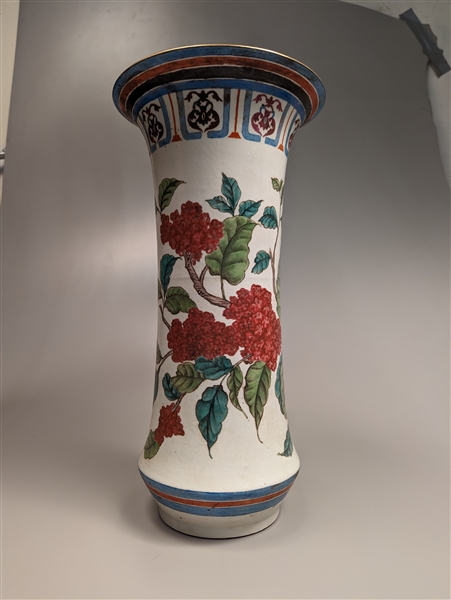 Tall and decorative Chinese enameled 3669eb