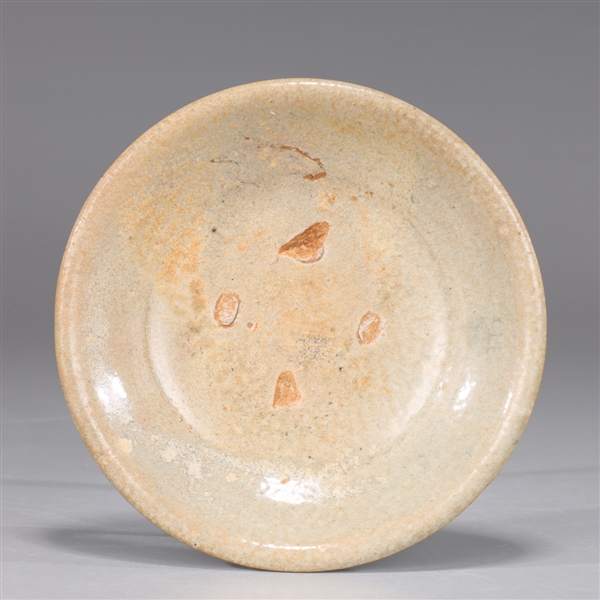 Korean celadon glazed circluar