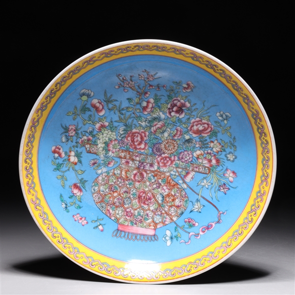 Chinese famille rose enameled porcelain 366ac7