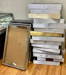 Metal framed display cases with 366ef0